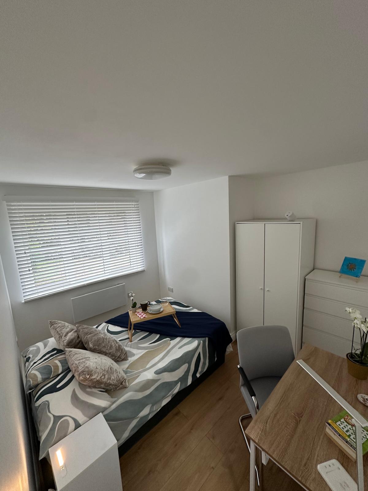 2 Beautiful Spacious Double Rooms in East Croydon 